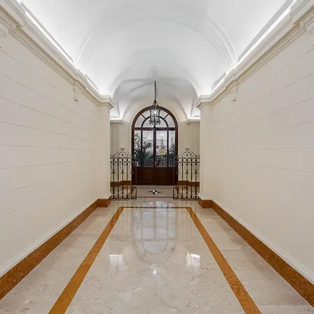 Vivilo Collection - Marche 54 4bdr - Close To Via Veneto Apartment Rome